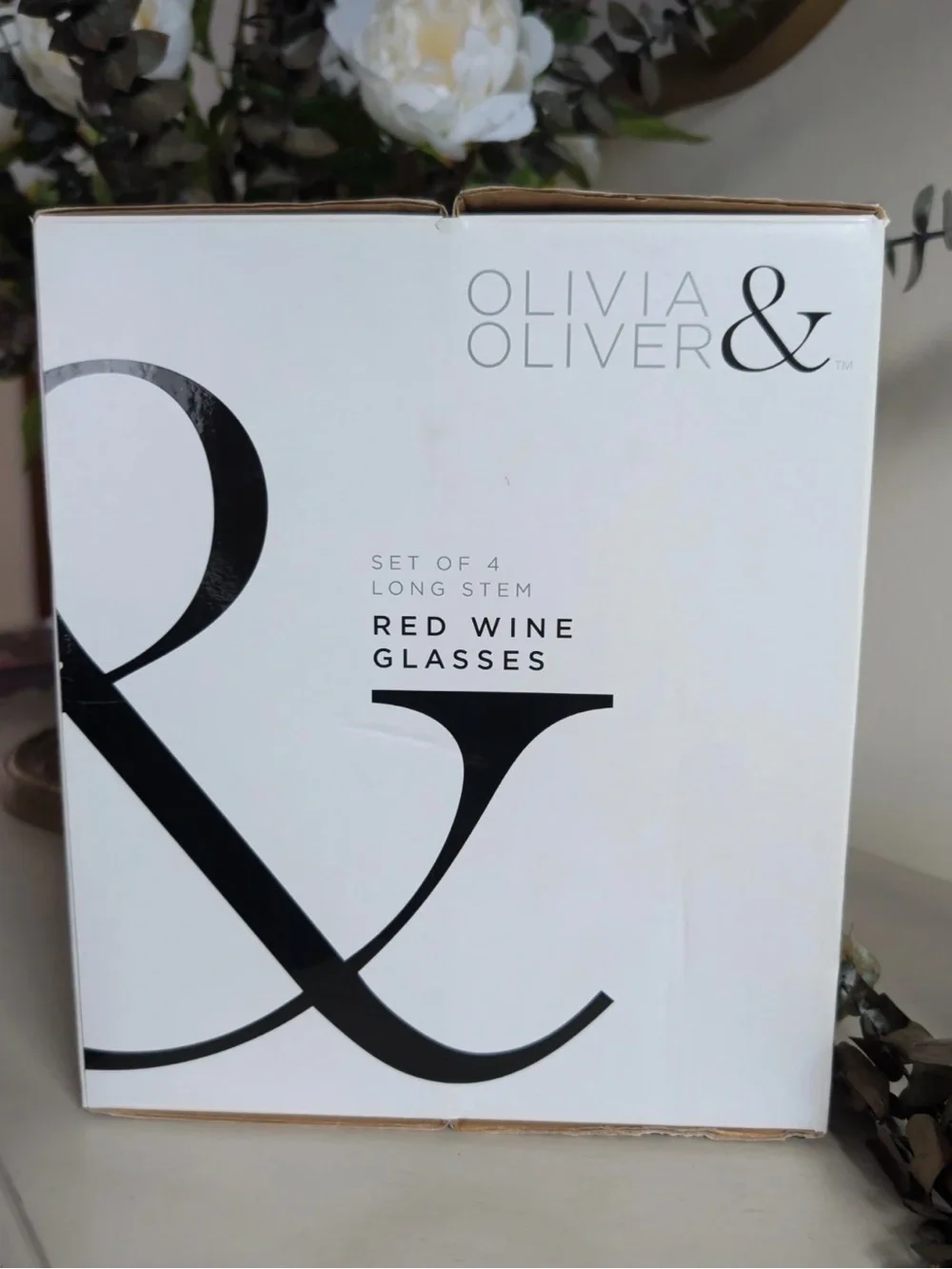 Olivia & Oliver Red Wine Glasses Set Of 4 New In Box - Gold Rim